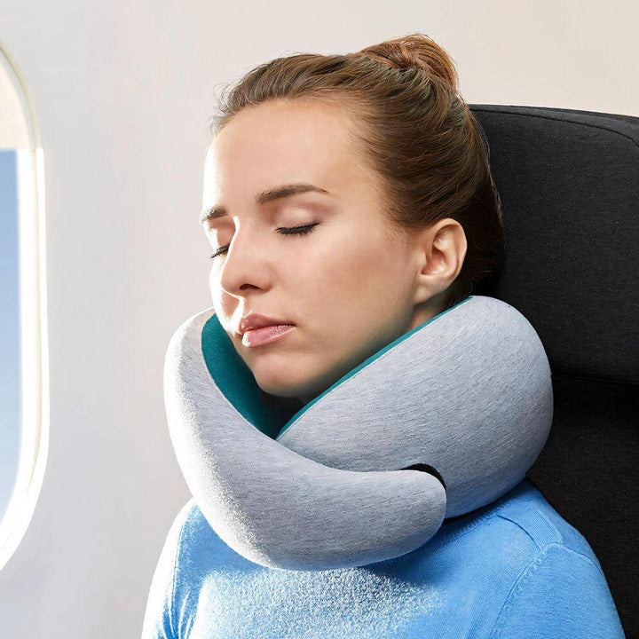 Ultimate Travel Buddy Pillow - Lyvelle