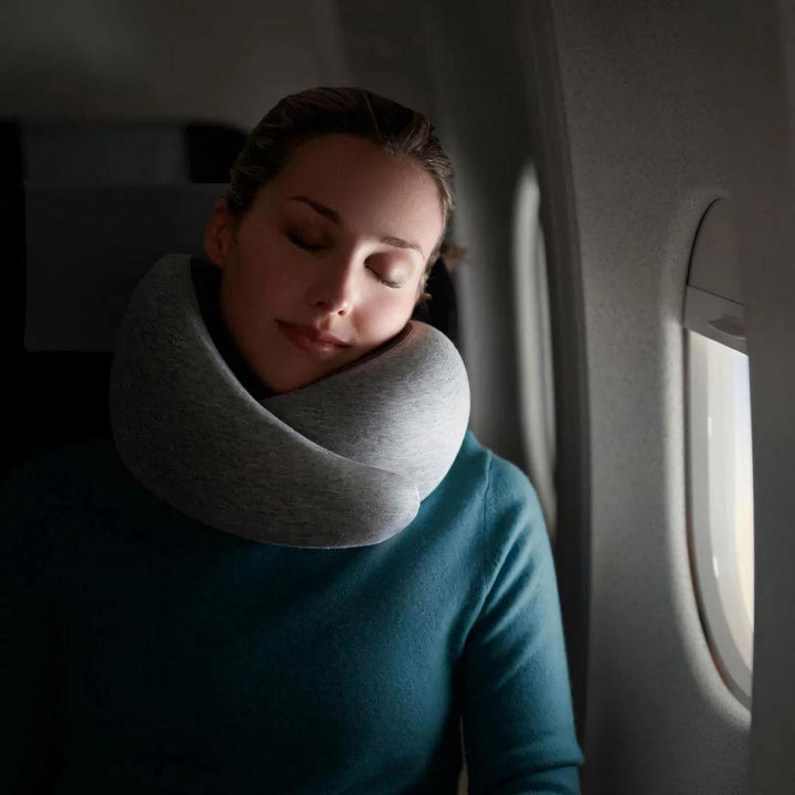 Ultimate Travel Buddy Pillow - Lyvelle