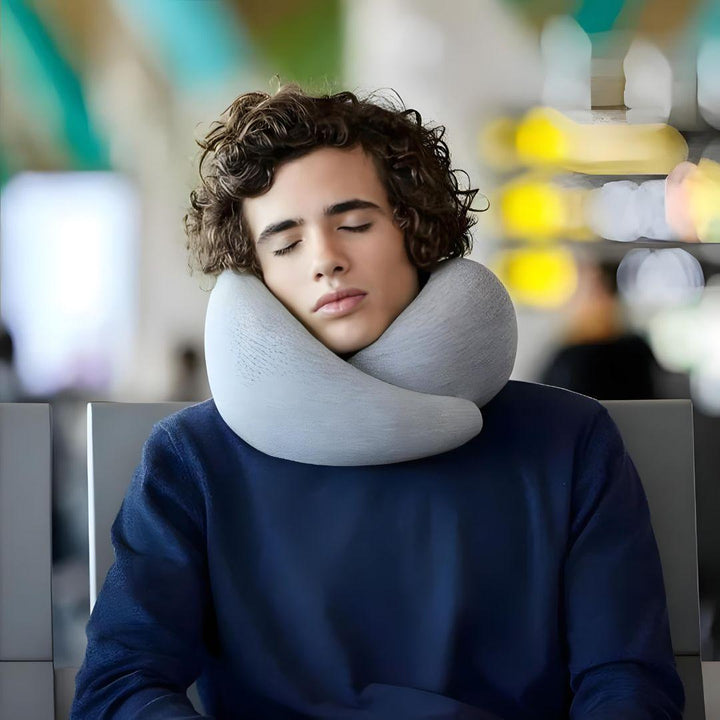 Ultimate Travel Buddy Pillow - Lyvelle