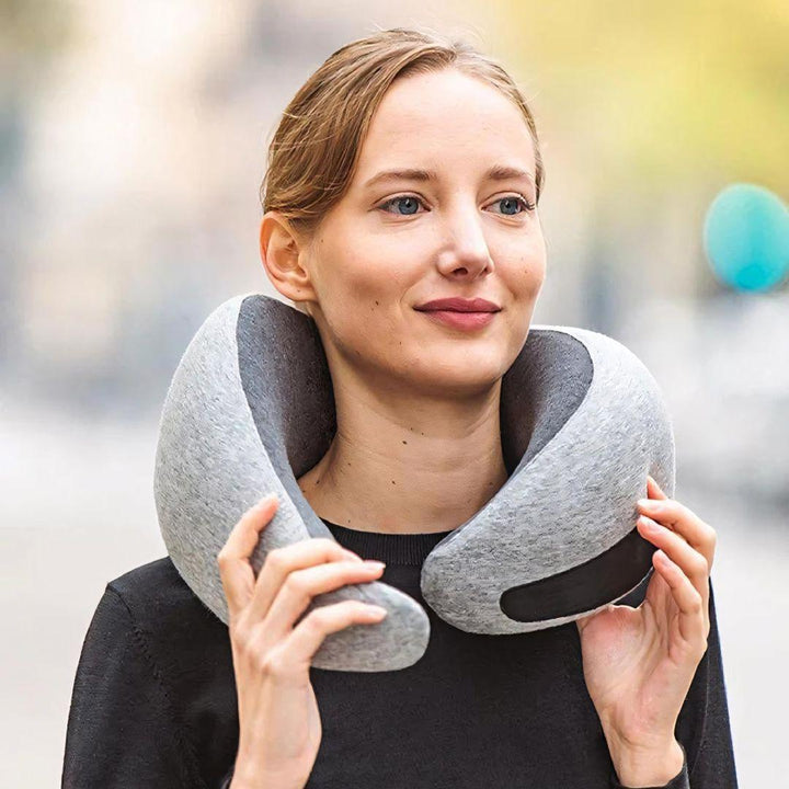 Ultimate Travel Buddy Pillow - Lyvelle