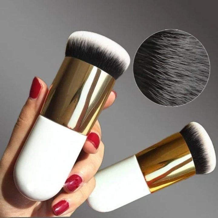 Flawless Finish Foundation Brush - Lyvelle